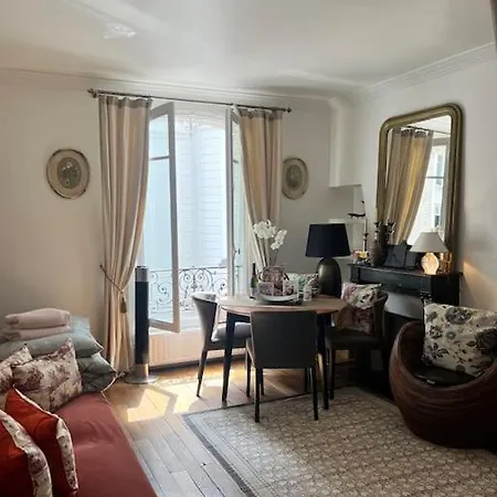 شقة Beautiful & Near Champs-elysees