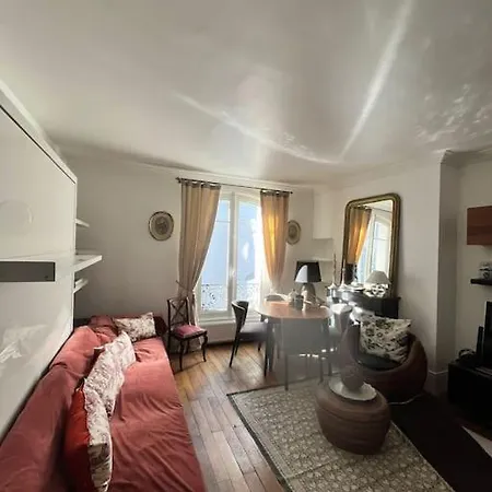 Apartment Beautiful & Central Near Champs-elysees *