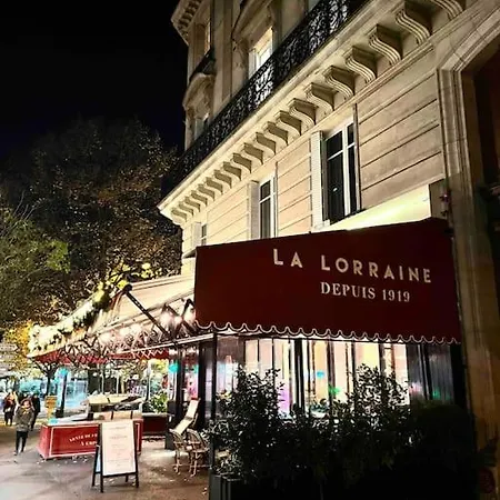 Beautiful & Central Near Champs-elysees Paris